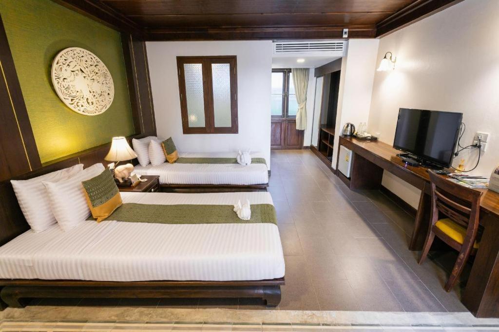 Wiangkaew Hotel Нан Экстерьер фото