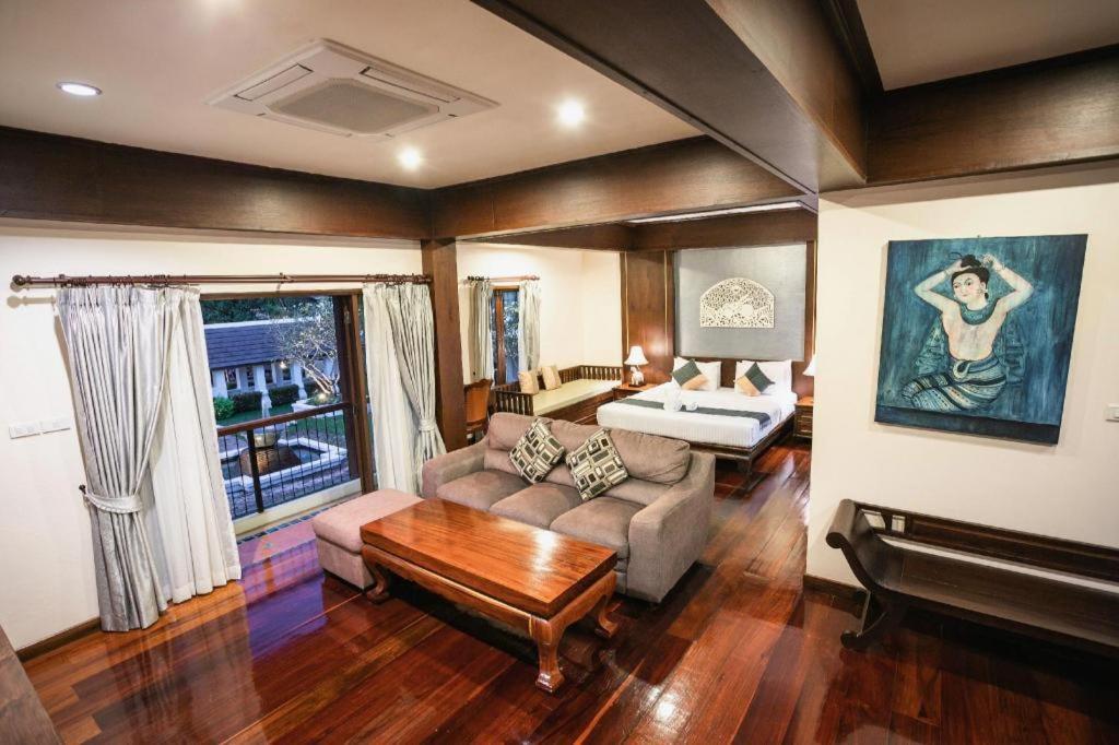 Wiangkaew Hotel Нан Экстерьер фото