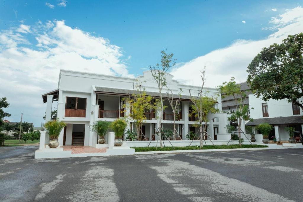 Wiangkaew Hotel Нан Экстерьер фото